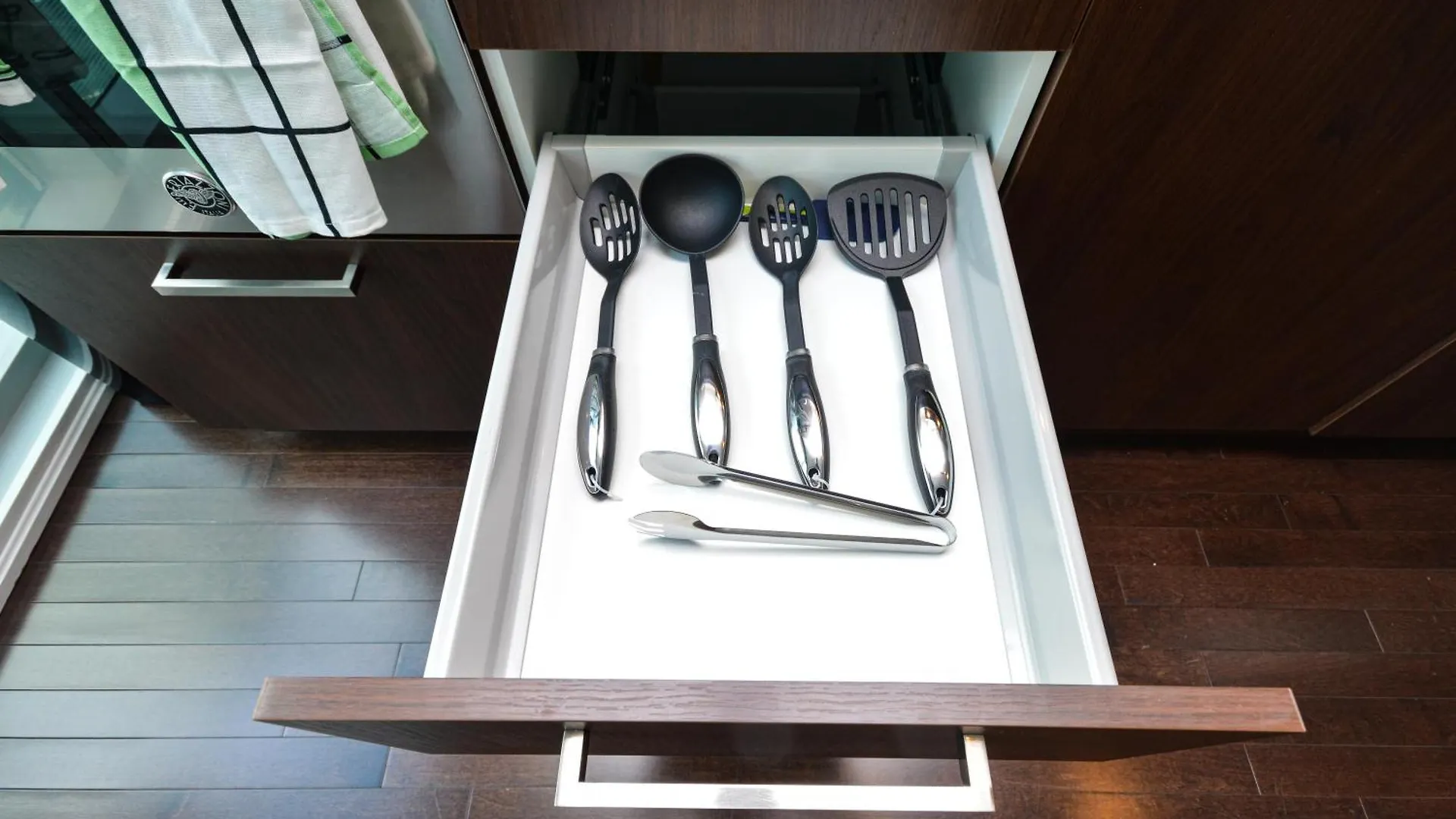 Downtown Toronto Condo Near Cn Tower, Scotiabank Arena, Rogers Centre, Union Station 0*,  Canada